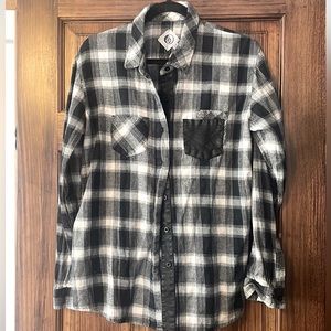 Volcom flannel with leather detail